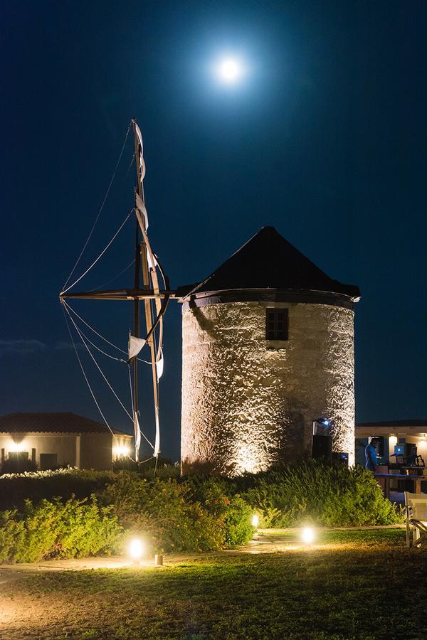 The Windmill Resort Mitata Экстерьер фото