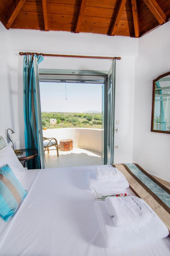 The Windmill Resort Mitata Экстерьер фото